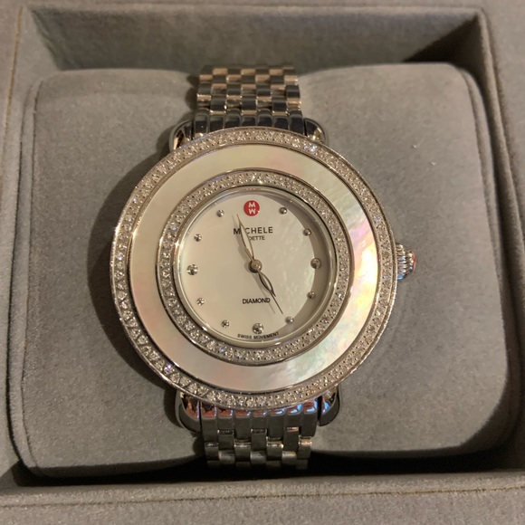 Beautiful watch used a couple of times! - Picture 2 of 2